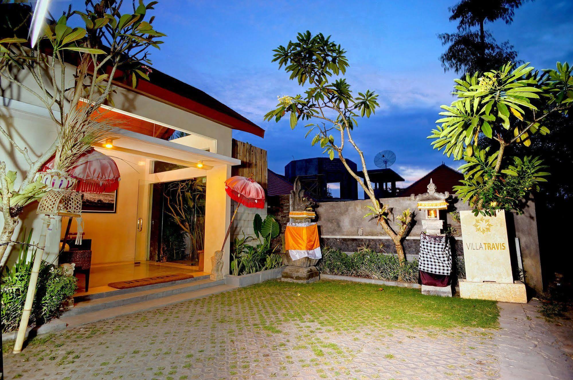 Villa Travis Seminyak Exteriör bild