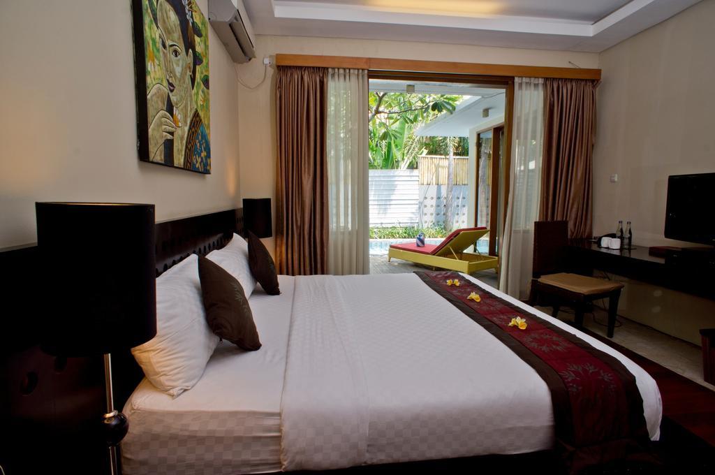 Villa Travis Seminyak Exteriör bild
